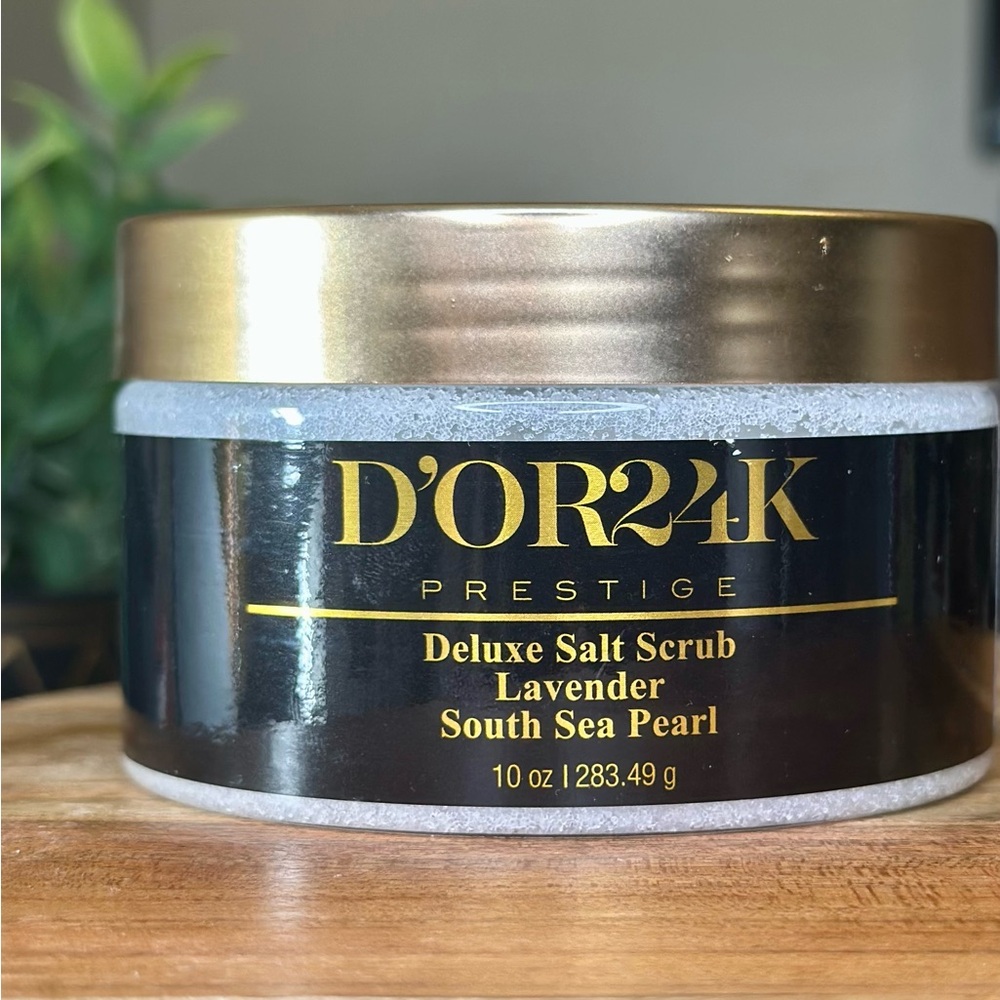 D'Or Skincare Prestige Exfoliating Body Scrub with Gold Lid - Picture 3 of 4